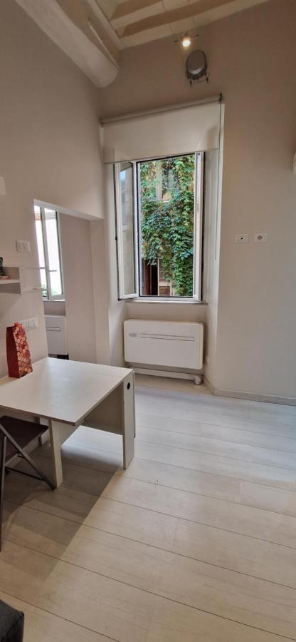 Savelli Apartment Old Town - Near Navona Place Roma Exterior foto